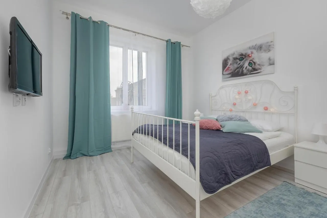 Spacious Apartment Grunwaldzka 77 Wrzeszcz By Renters Gdansk
